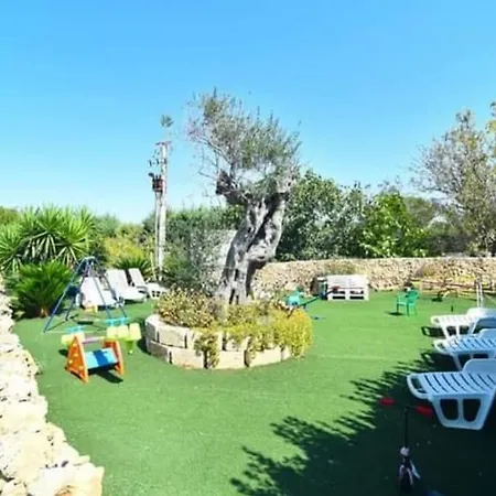 Piccolo Aparthotel 3*