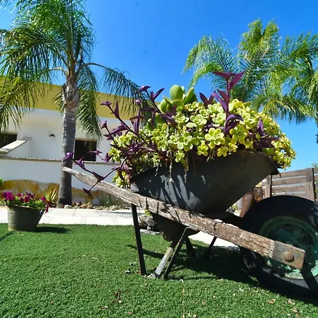 Piccolo Aparthotel 3*