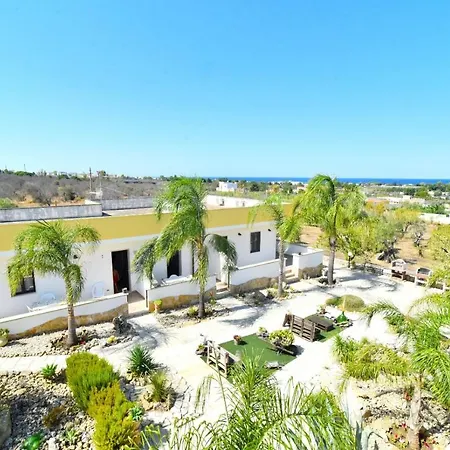 Piccolo Aparthotel 3*